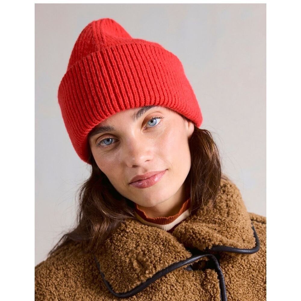 Merry Free People Bundle in Red Beanie Hat, Neckerchief Scarf & Socks Gift Box - Picture 9 of 15